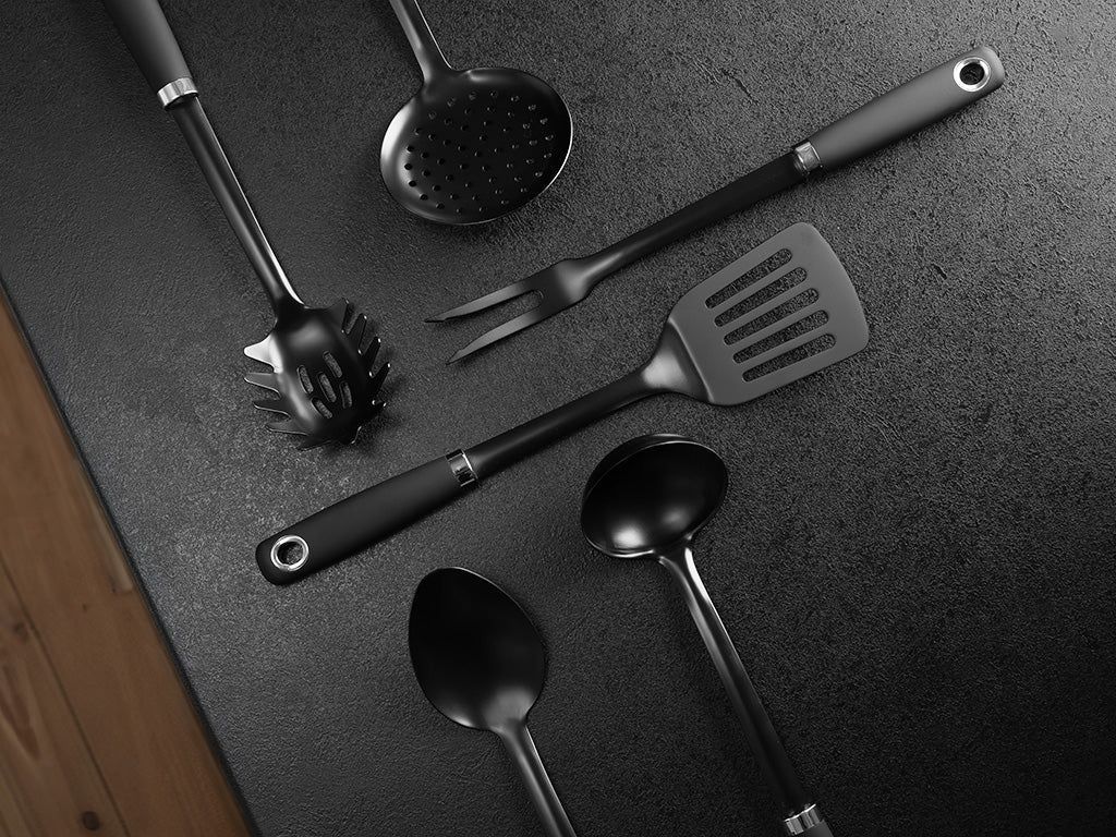 SET DI UTENSILI 6-PZ - 2