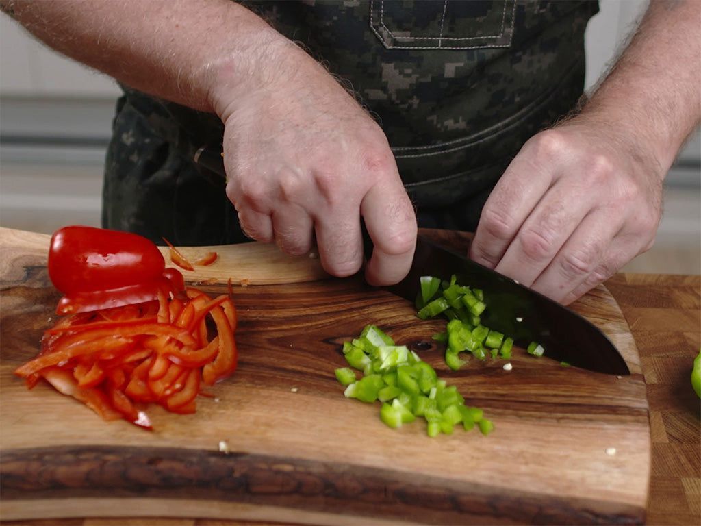 COLTELLO PER VERDURE SANTOKU 18CM - 7